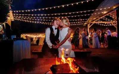 Outdoor Wedding Photography at the Inn at Oneonta