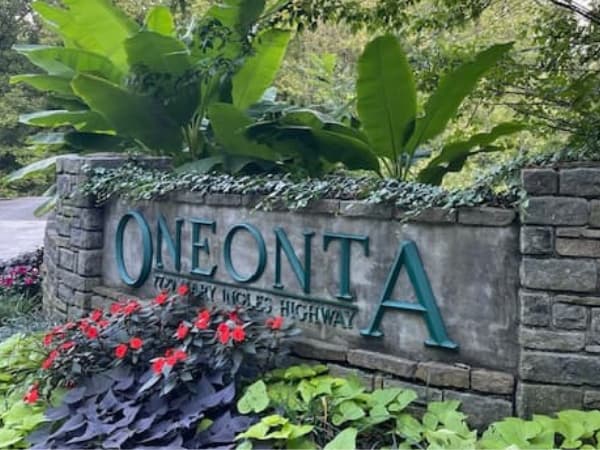 7 Reasons Couples Love The Inn at Oneonta for Their Wedding Day