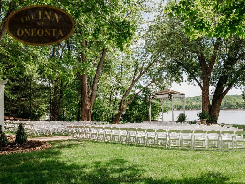 10 Reasons to Choose The Inn at Oneonta for Your Wedding